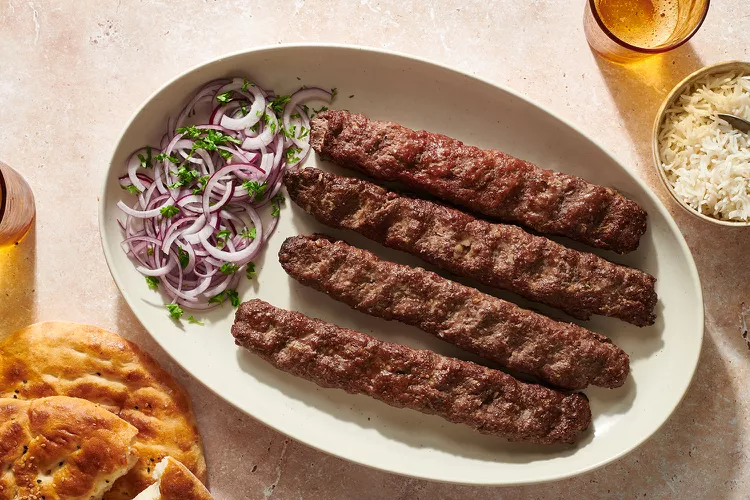 Kabob Koobideh (brochettes persanes grillées)